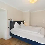 Torhaus Schloss Wocklum 度假居