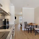 بيت للعطل Torhaus Schloss Wocklum *